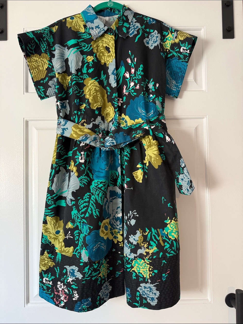 Floral Button-Front Shirt Dress in Black and Teal